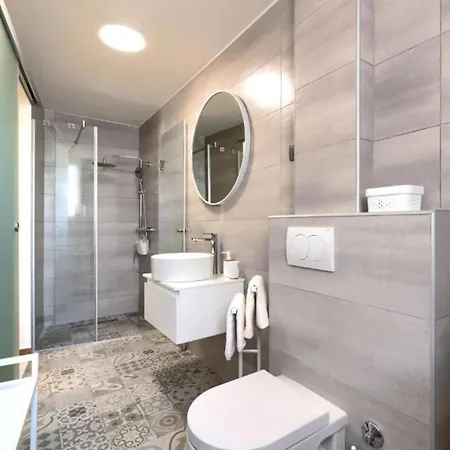 Apartment Zanet - Duplex With Sea View Fazana